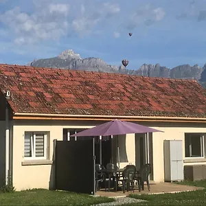 Hébergement de vacances Maisonnette Entre De Passy Et Montagnes